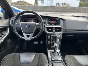 Volvo V40 2.0 D4 Kinetic R-Design S/S