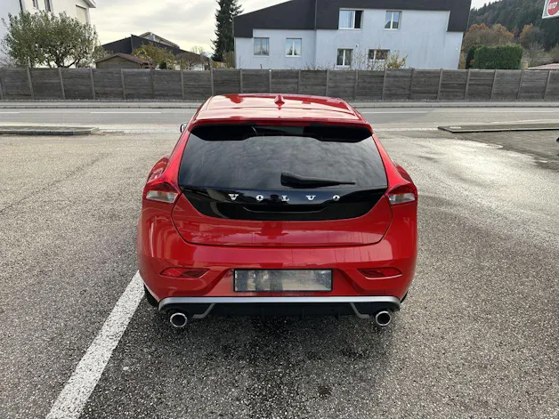 Volvo V40 2.0 D4 Kinetic R-Design S/S