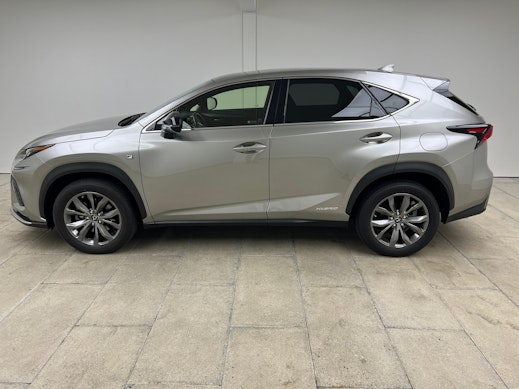 LEXUS NX 300h F-Sport 3