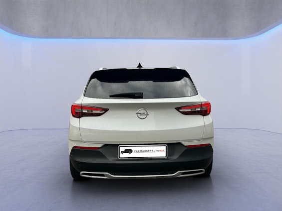 Vehicle image 5 Vehicle image 5