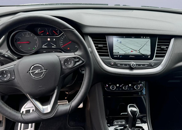 Vehicle image 8 Vehicle image 8