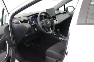 Vehicle image TOYOTA Corolla Touring Sports 1.8 HSD Comfort