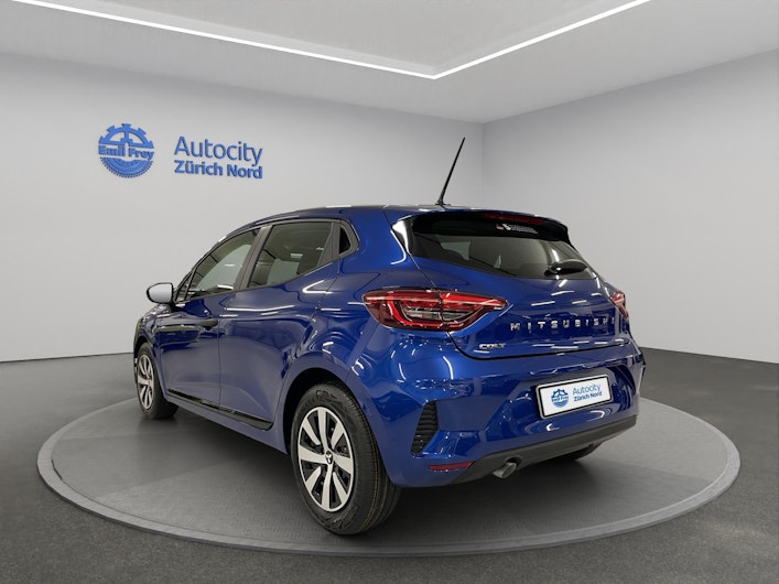 Vehicle image MITSUBISHI COLT