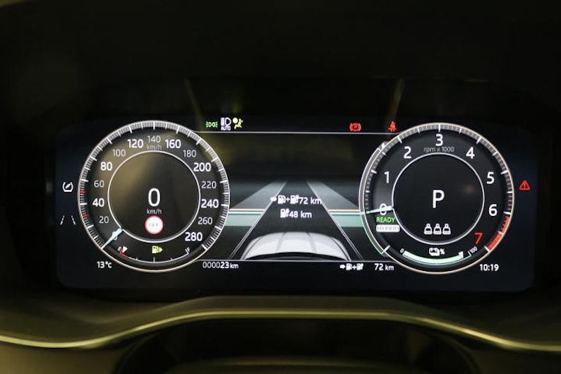 Vehicle image JAGUAR F-PACE