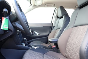 Vehicle image TOYOTA Yaris Cross 1.5 VVT-i HSD Premium AWD-i