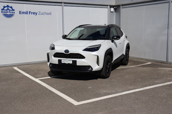 First vehicle image