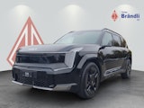 First vehicle image