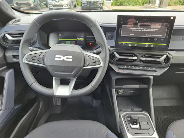 Dacia ALL-NEW DUSTER Journey HYBRID 140