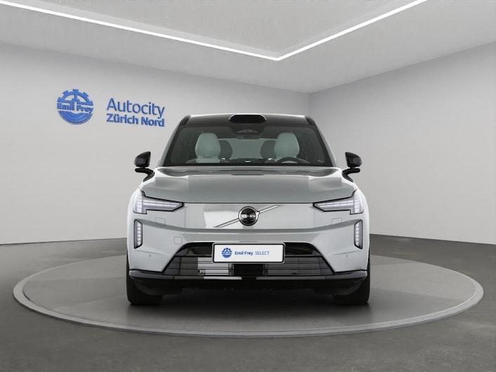 Vehicle image VOLVO EX 90