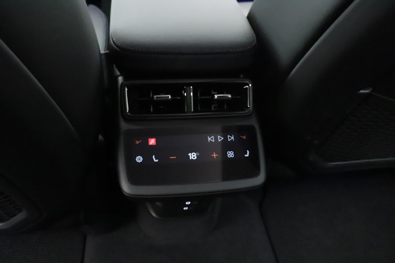 Vehicle image POLESTAR 4