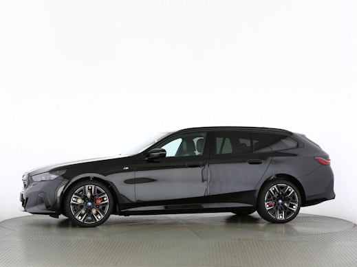 BMW i5 M60 xDrive Touring 1