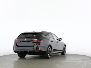 Vehicle image BMW i5 M60 xDrive Touring