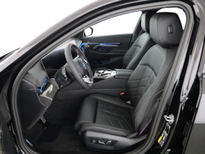 Vehicle image BMW i5 M60 xDrive Touring