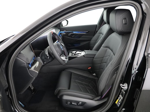 BMW i5 M60 xDrive Touring 3