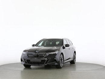 Vehicle image BMW i5 M60 xDrive Touring