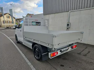 Opel Vivaro-e Brückenaufbau 3.5 t M 50kWh