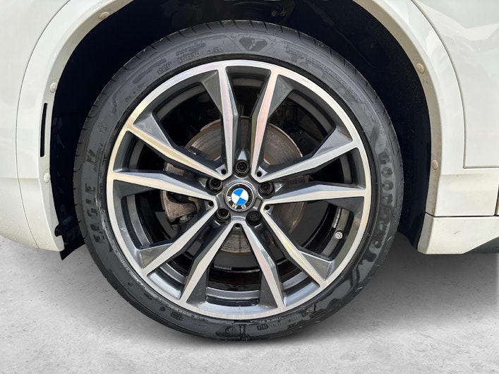 Vehicle image BMW X2