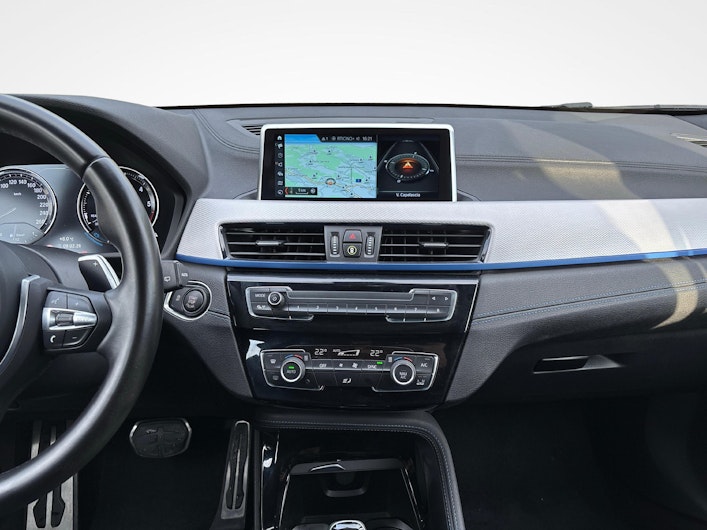 Vehicle image BMW X2