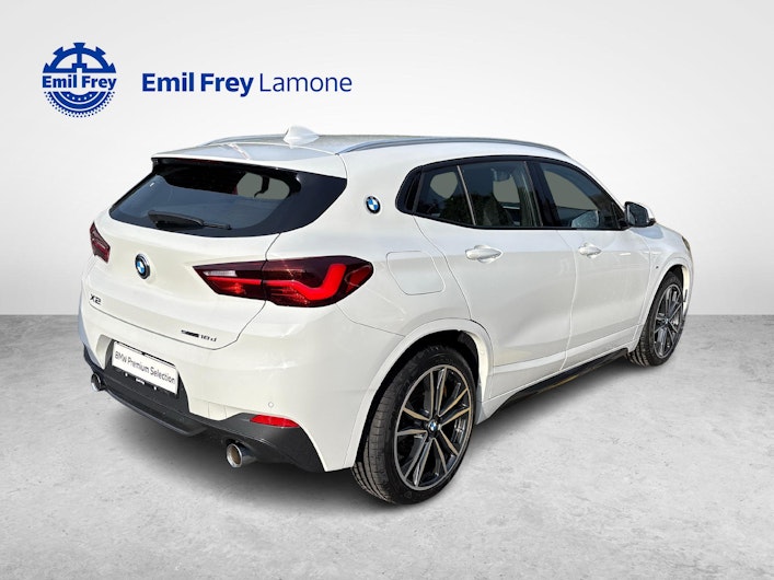 Vehicle image BMW X2