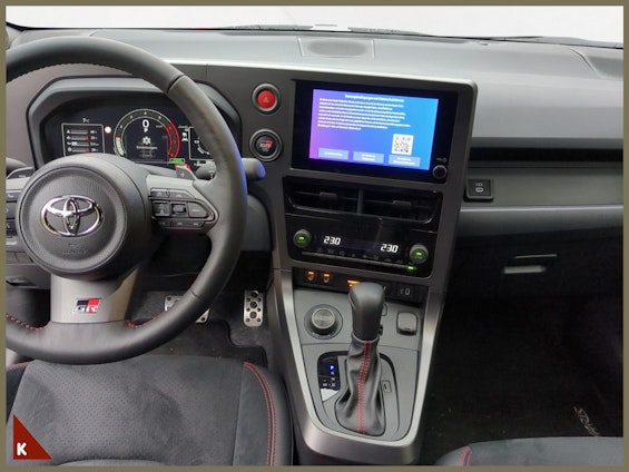 Vehicle image 13 Vehicle image 13