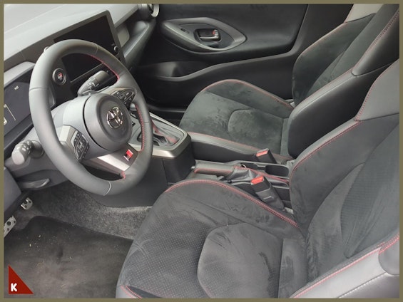 Vehicle image 8 Vehicle image 8