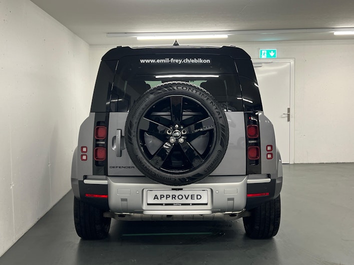 Vehicle image LAND ROVER DEFENDER