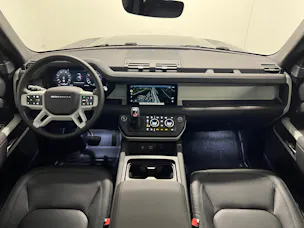 Land Rover Defender 110 3.0 I6 SE