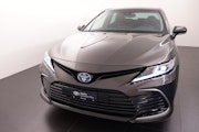 First vehicle image