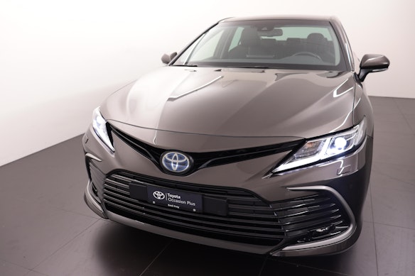 TOYOTA Camry 2.5 HSD Business 0