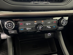 Vehicle image JEEP Compass 1.3 Outdoor 4xe / ab 1,49% Leasing inkl. 1 Jahr Protect Autoversicherung