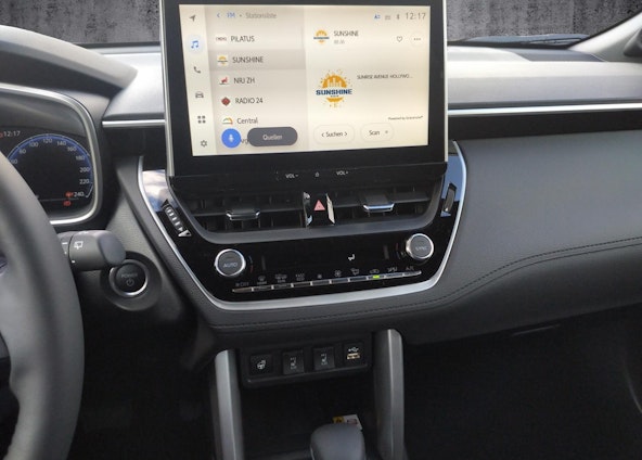 Vehicle image 15 Vehicle image 15