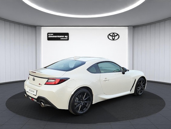 Vehicle image 5 Vehicle image 5