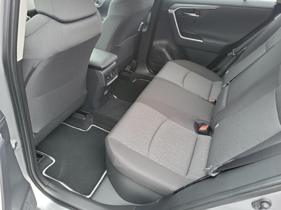 Vehicle image 13 Vehicle image 13