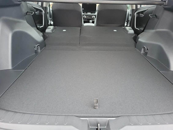 Vehicle image 15 Vehicle image 15