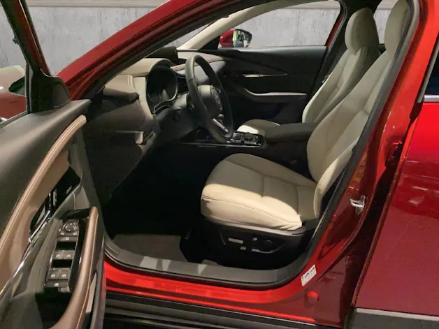 Mazda CX-30 eSX186 AWD AT Takumi SUNR Leder Weiss