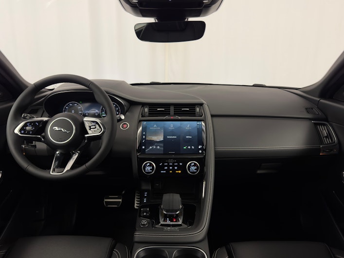 Vehicle image JAGUAR E-PACE