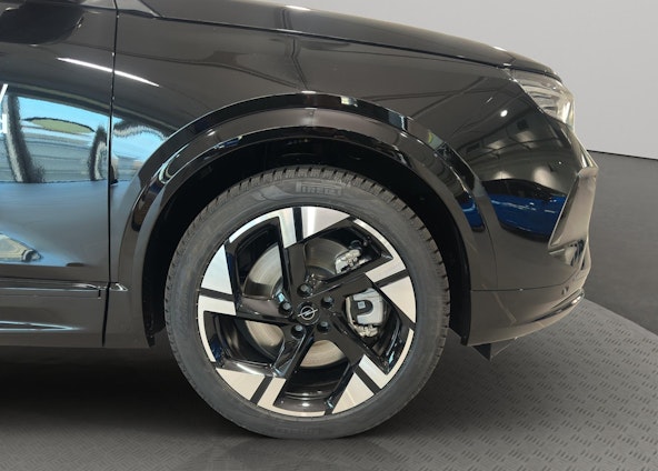 Vehicle image 5 Vehicle image 5