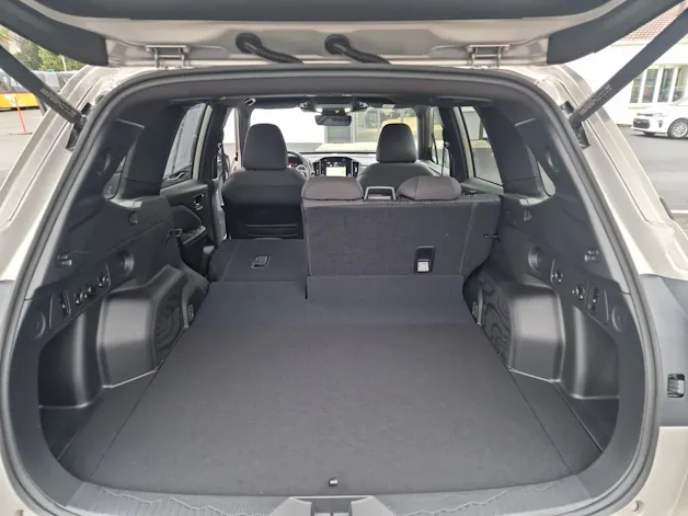 Subaru Forester Station 2.0i e-Boxer Swiss Plus