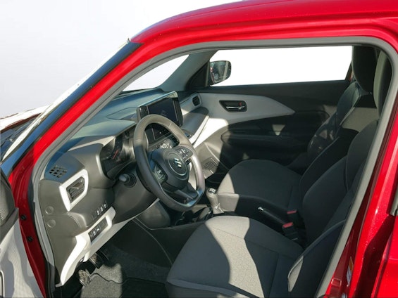 Vehicle image 15 Vehicle image 15