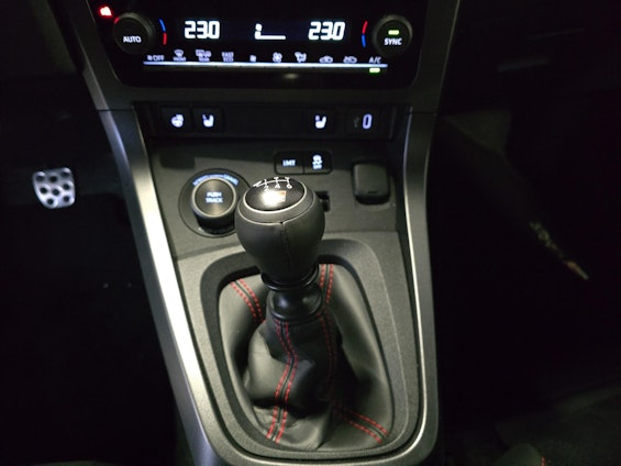 Vehicle image 12 Vehicle image 12