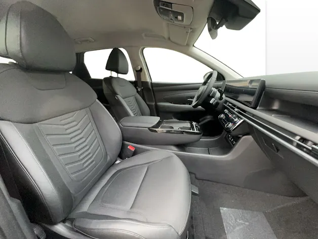 Hyundai Tucson 1.6 T-GDi HEV Amplia 4WD MY25