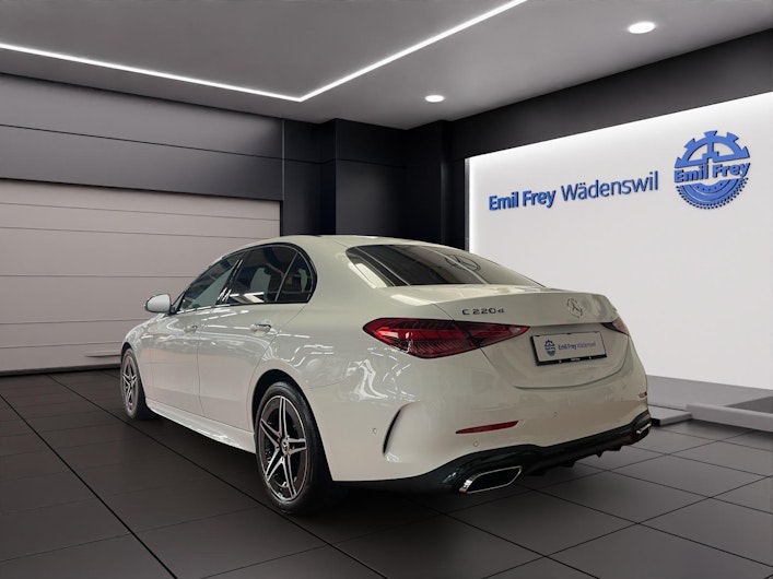 Vehicle image MERCEDES-BENZ C 220