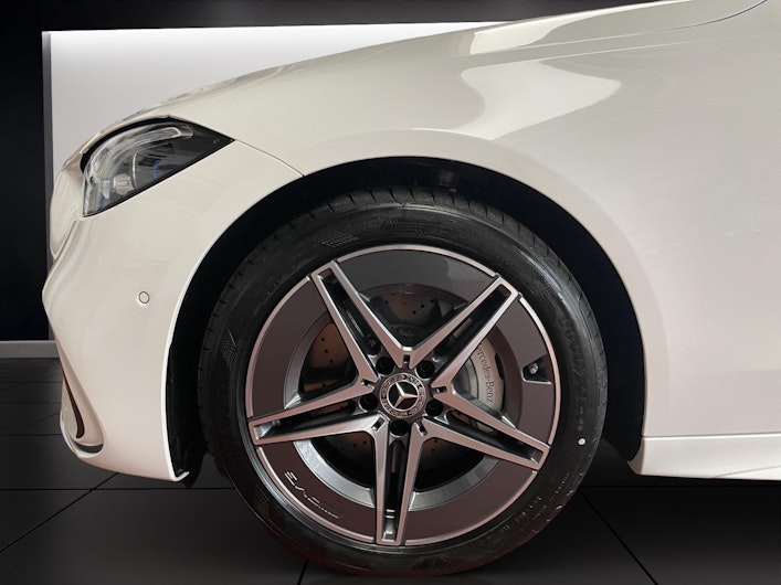 Vehicle image MERCEDES-BENZ C 220