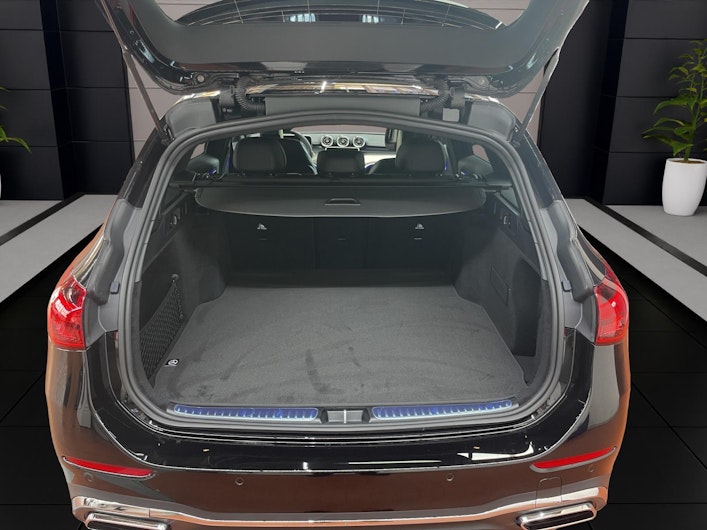 immagine del veicolo MERCEDES-BENZ C 220