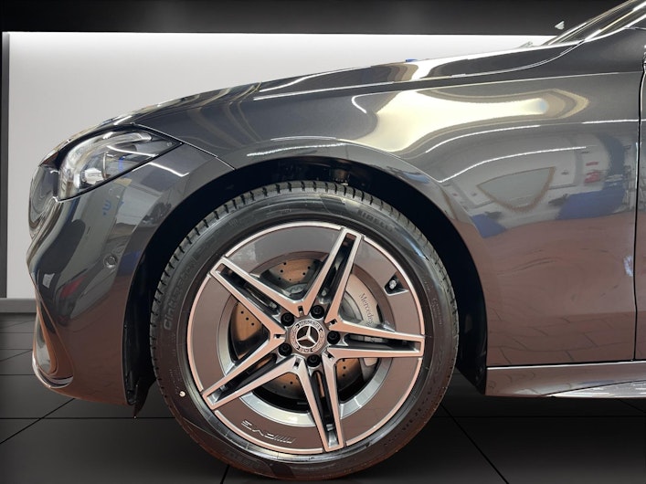 Vehicle image MERCEDES-BENZ C 220