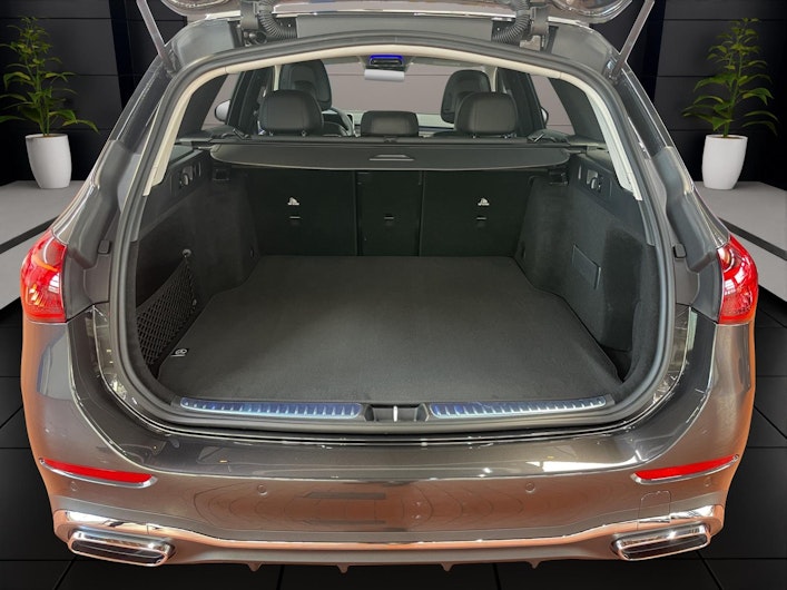 Vehicle image MERCEDES-BENZ C 220