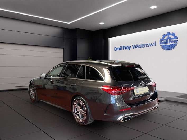 Vehicle image MERCEDES-BENZ C 220