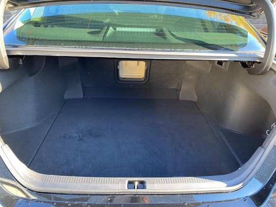 Vehicle image 10 Vehicle image 10