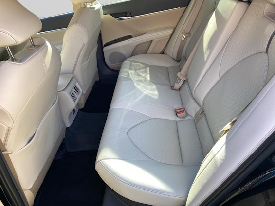 Vehicle image 8 Vehicle image 8