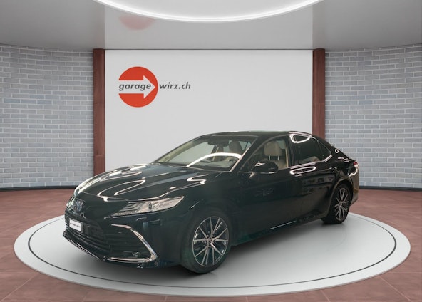 First vehicle image First vehicle image